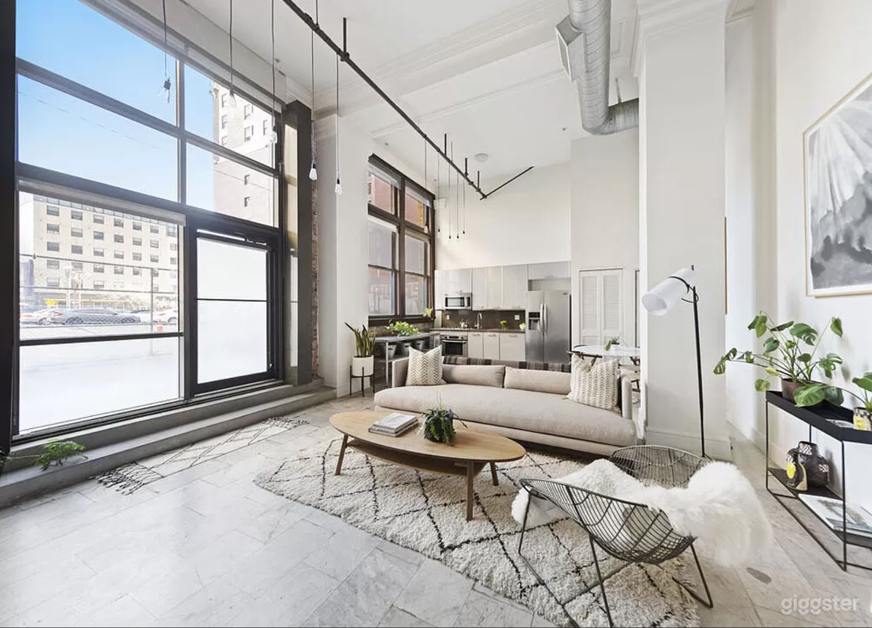 Spacious Loft with Natural Light Photo 1