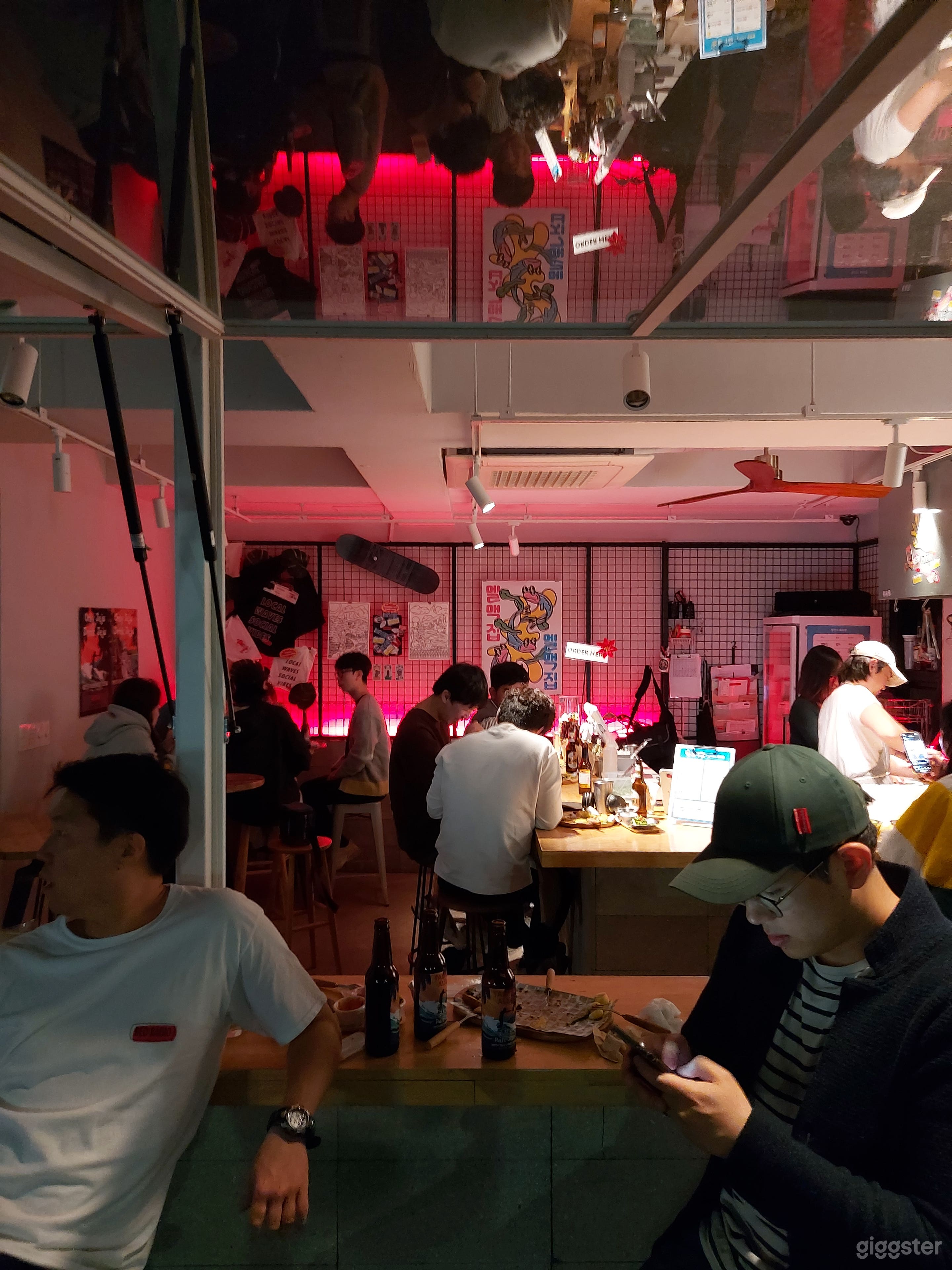 제주의 힙한 호스텔 리셉션 / F&B 공간 사진 3