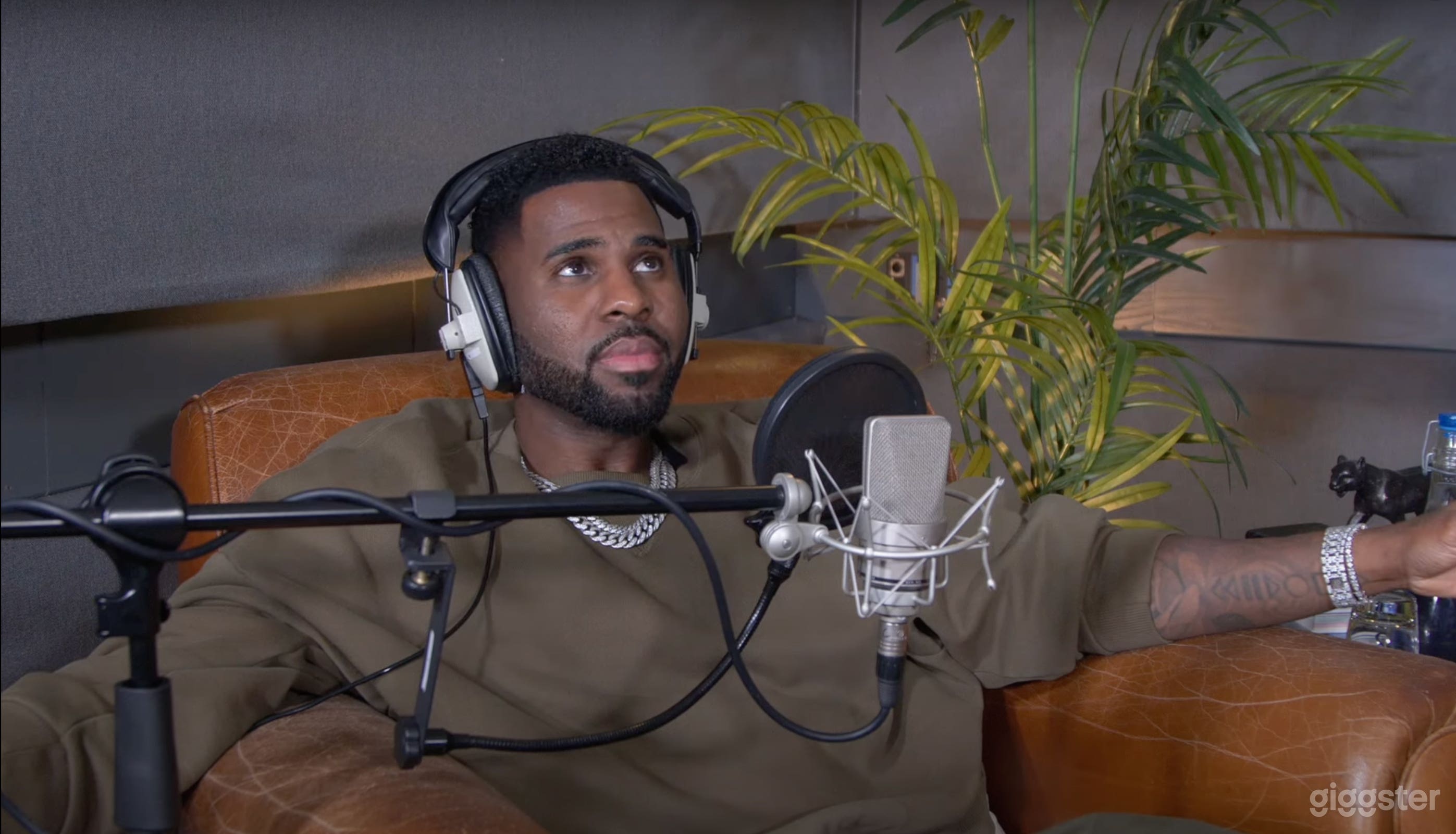  London Leading Podcast Recording - Studio 1 Photo 1