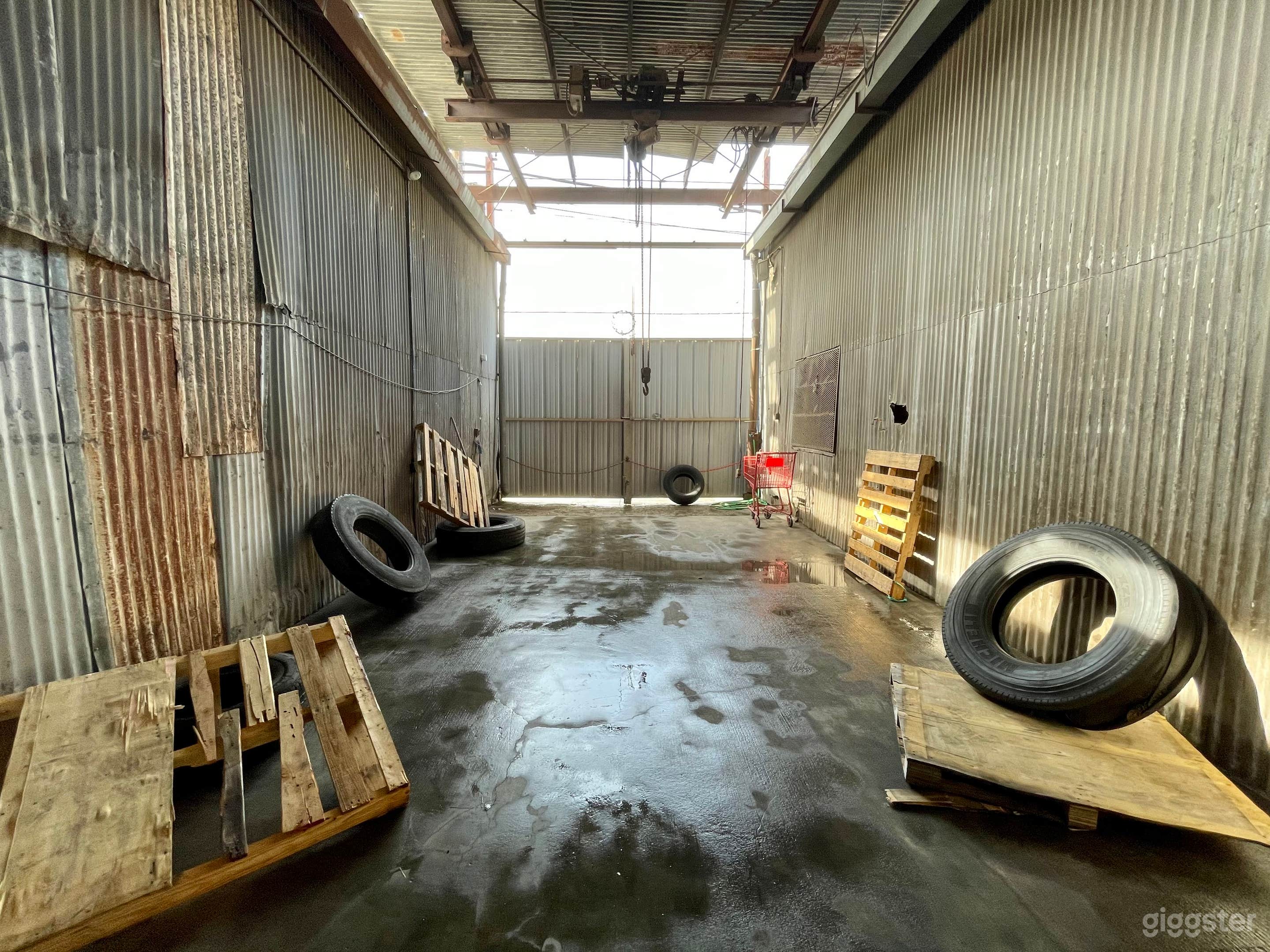 Industrial Alley Set Photo 4