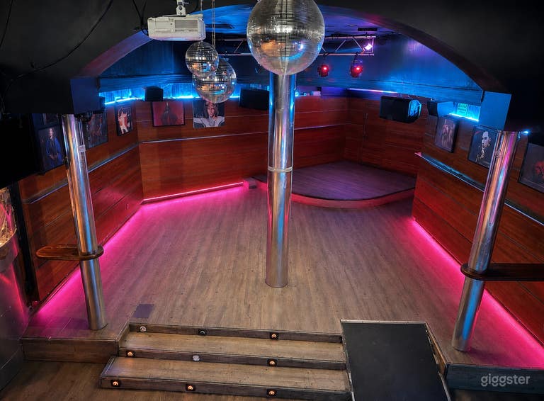  80s-Style Concert Hall & Club with Stage in Chamberí 