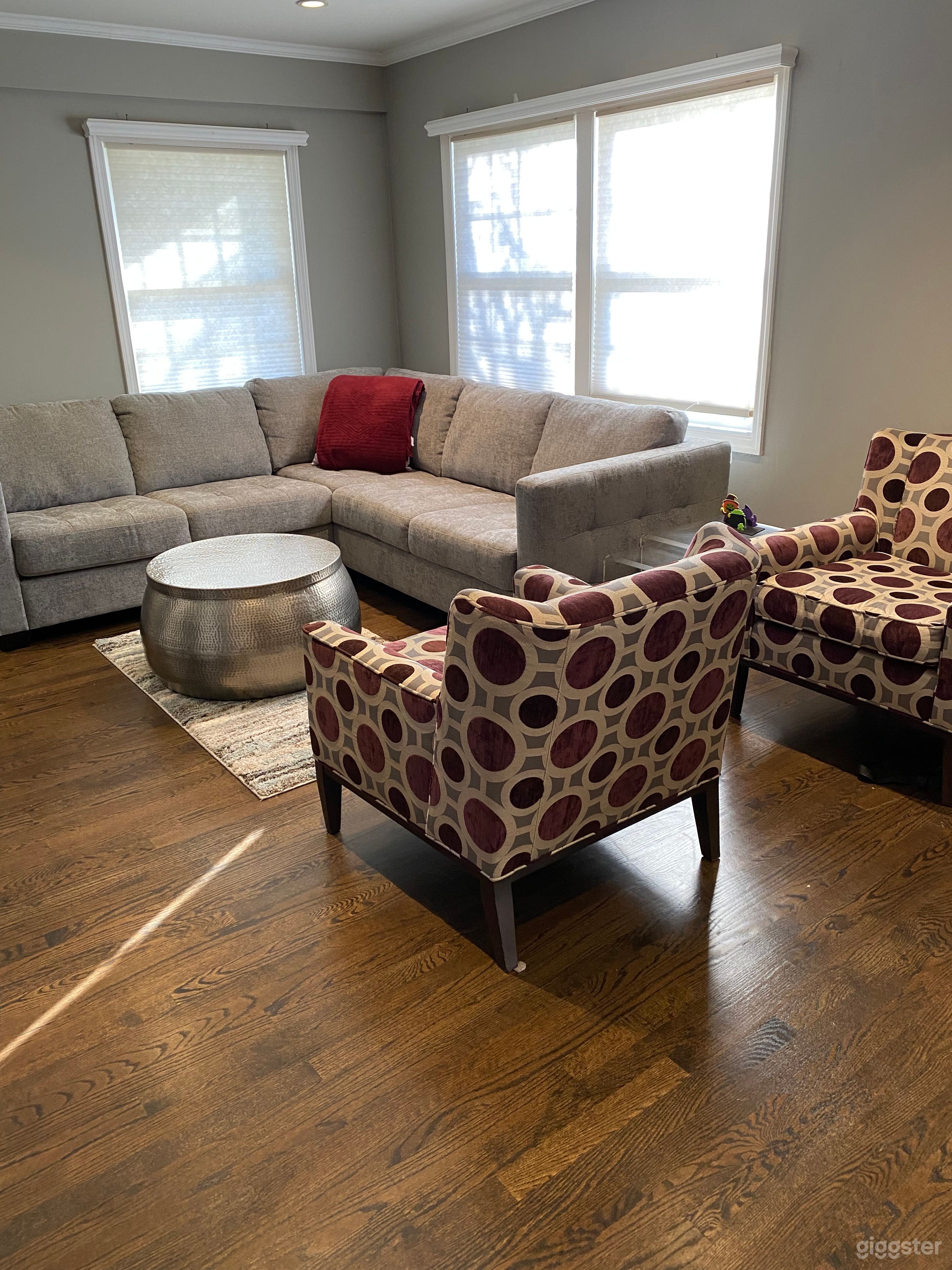 Living room which leads to kitchen approx. 17'6"x14'11"