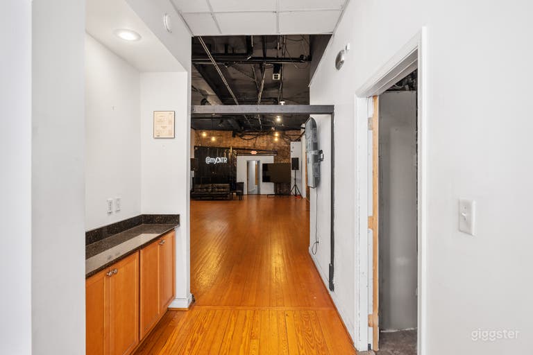  Versatile Co working Creative Space 