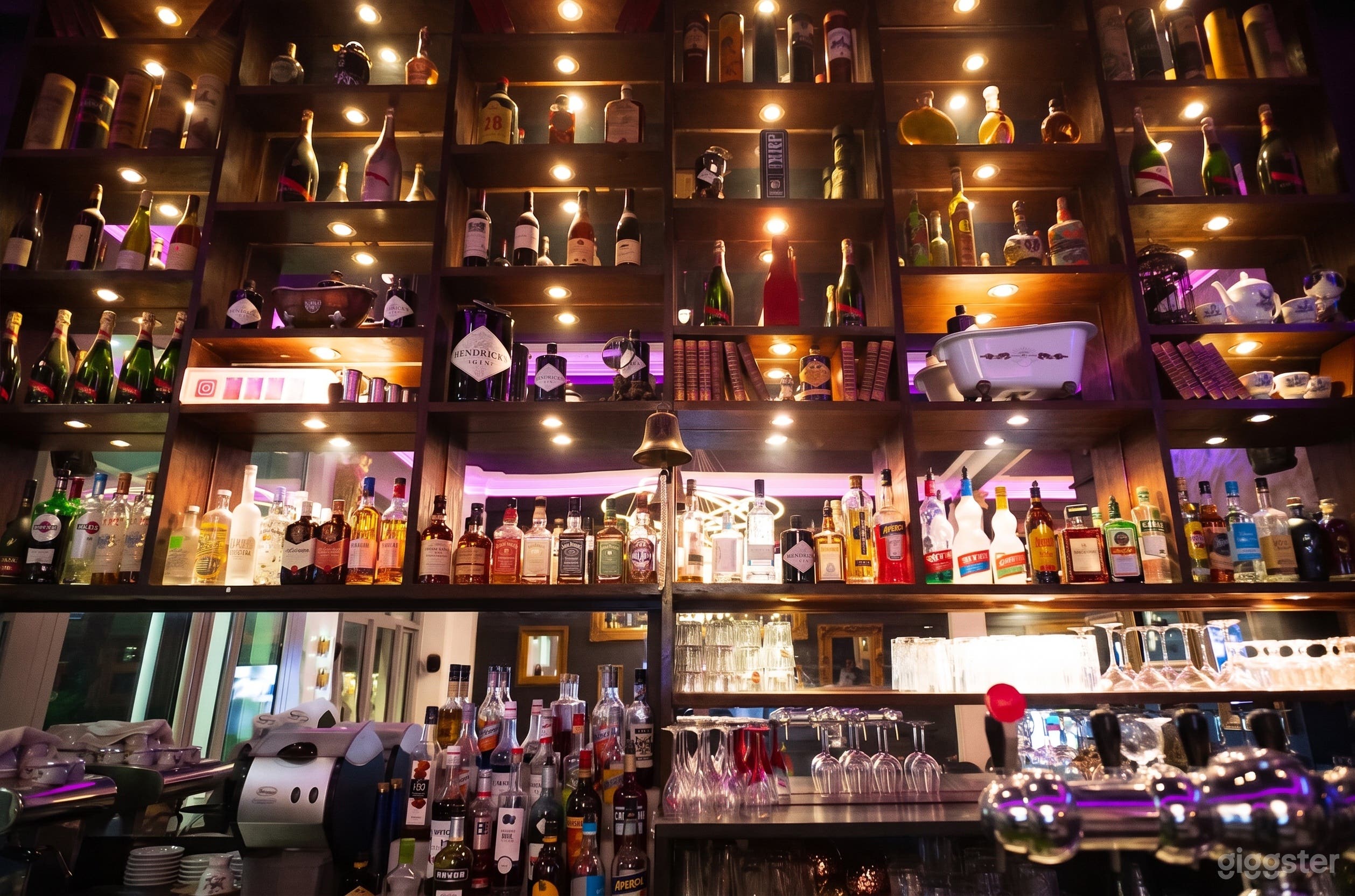 Photo de Restaurant & Nightclub à Paris 3