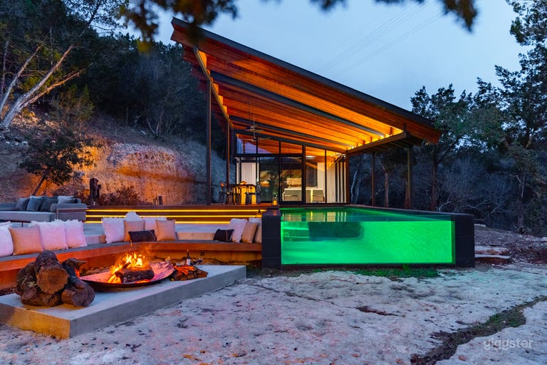  Architectural Masterpiece Set Inside Texas Nature 