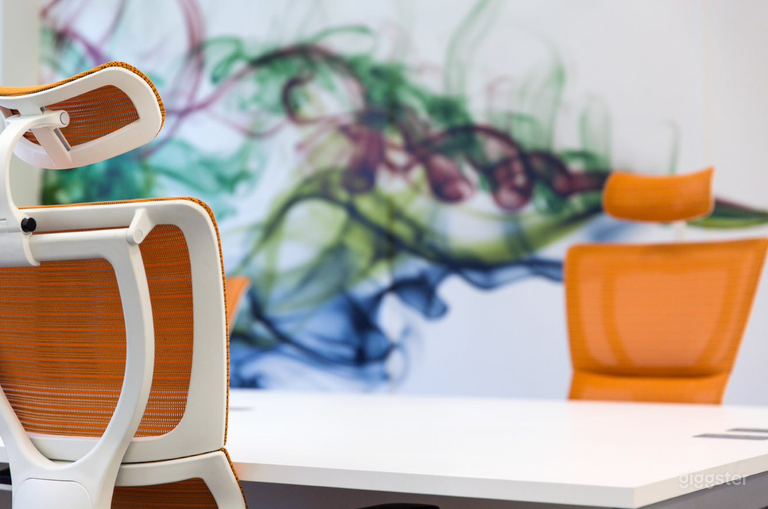  Northgate is a grade A listed building. Our premium serviced offices promise both privacy and the inclusive buzz of Workspace Hub. Our private offices guarantee access to meeting rooms. Equipped with a personal lockable cabinet and award -winning ergonomic 