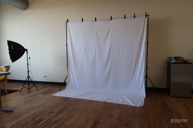  Feel free to use our in-house umbrella lighting! We have 2! 