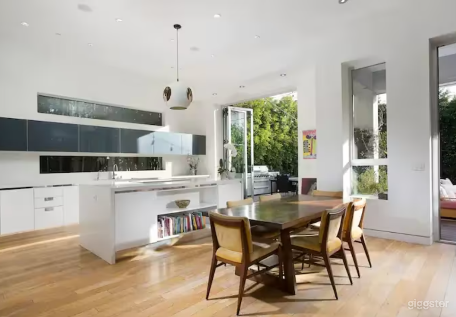 Dining area &amp; kitchen