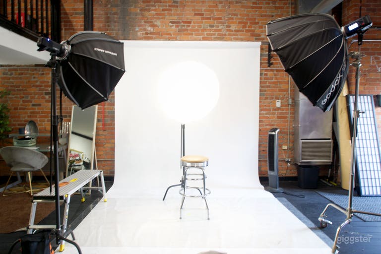 Creatieve Fotografie Studio met Blootgestelde Bakstenen 