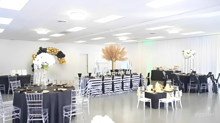  An Elegant All-White Event Hall with In-House Planning/Decor 