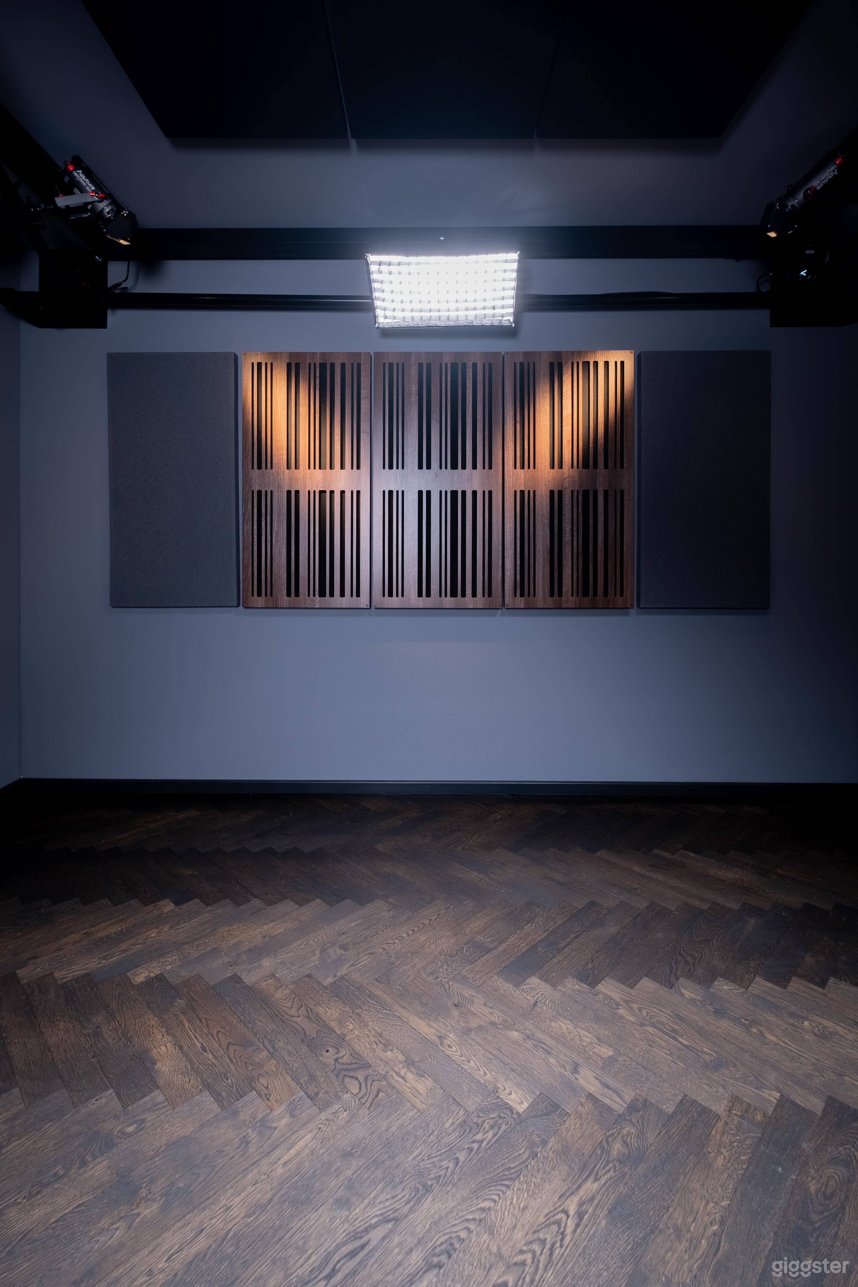 Soundproof Acoustic Studio for Audio & Video Recording Photo 2