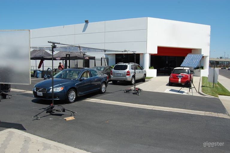  Shooting outside is permitted. 