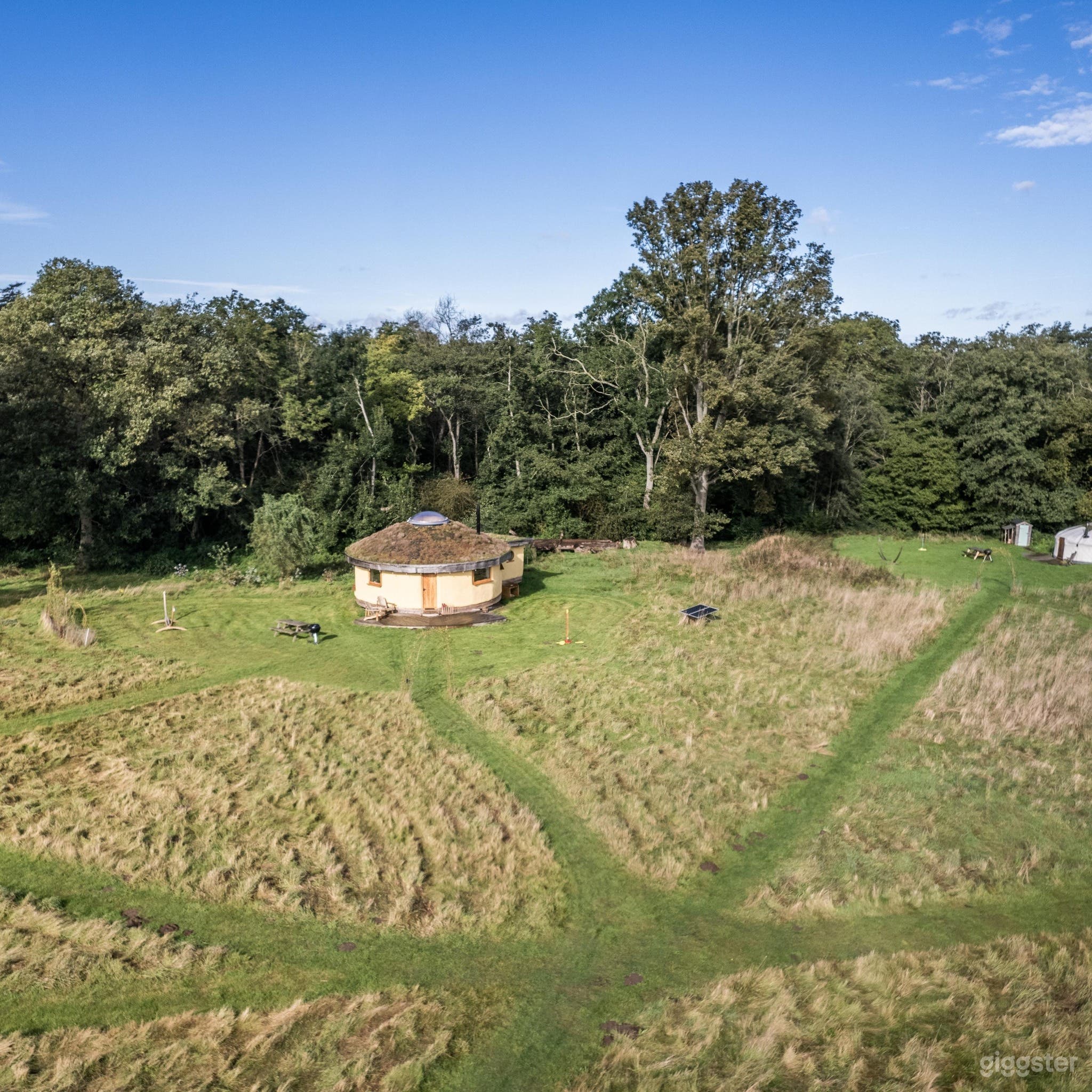 All In One Venue for Amazing Glamping Experience Photo 3