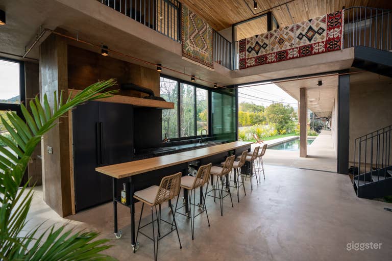  Concrete Oasis: A Villa Retreat with Poolside Serenity 