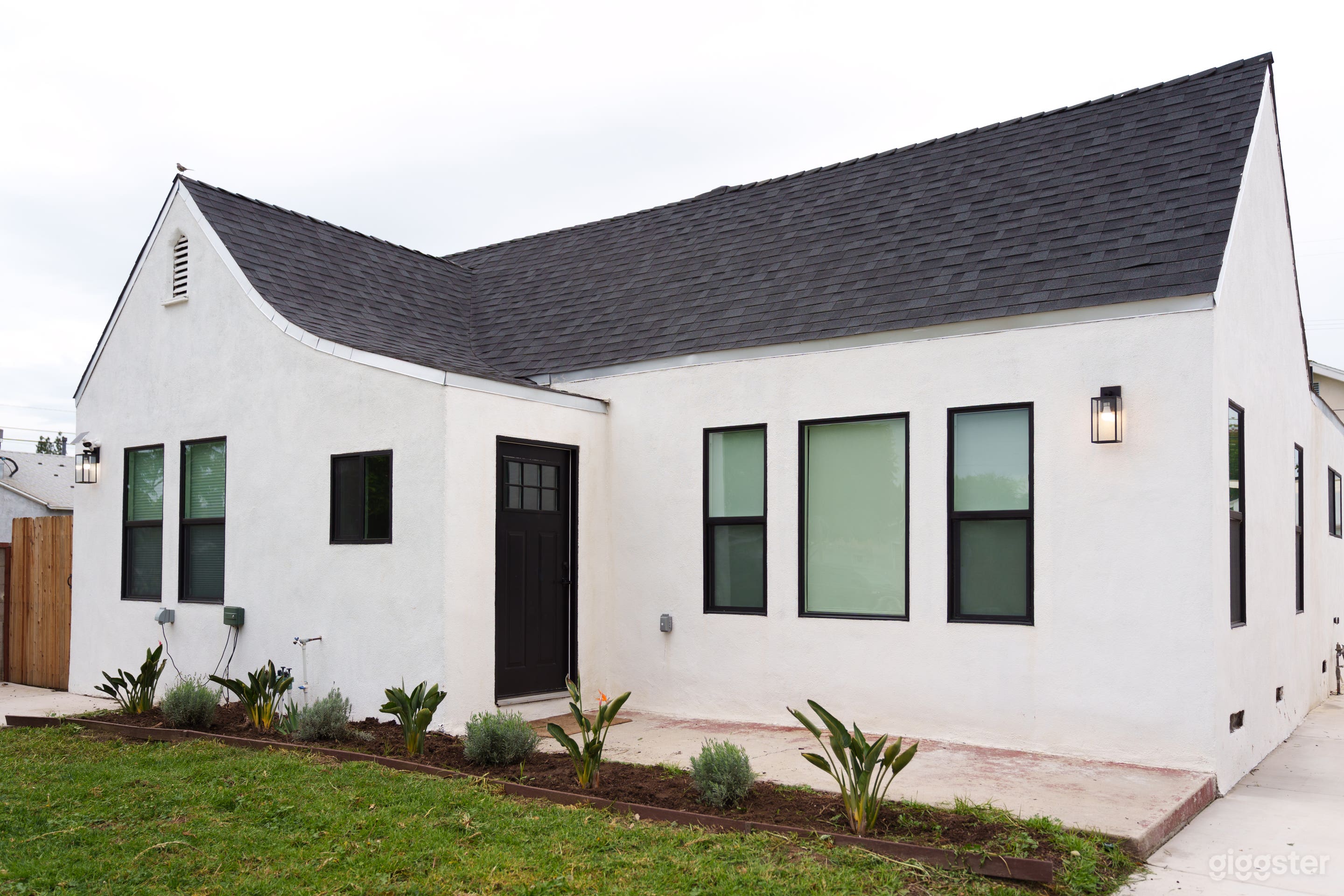 Charming 1920s SoCal Cottage with Orange Grove Photo 2