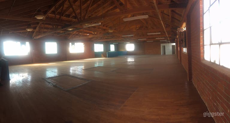  40,010 Warehouse Los Angeles 
