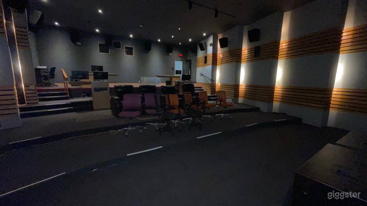 Class A building/ Folly studio #3 Photo 3