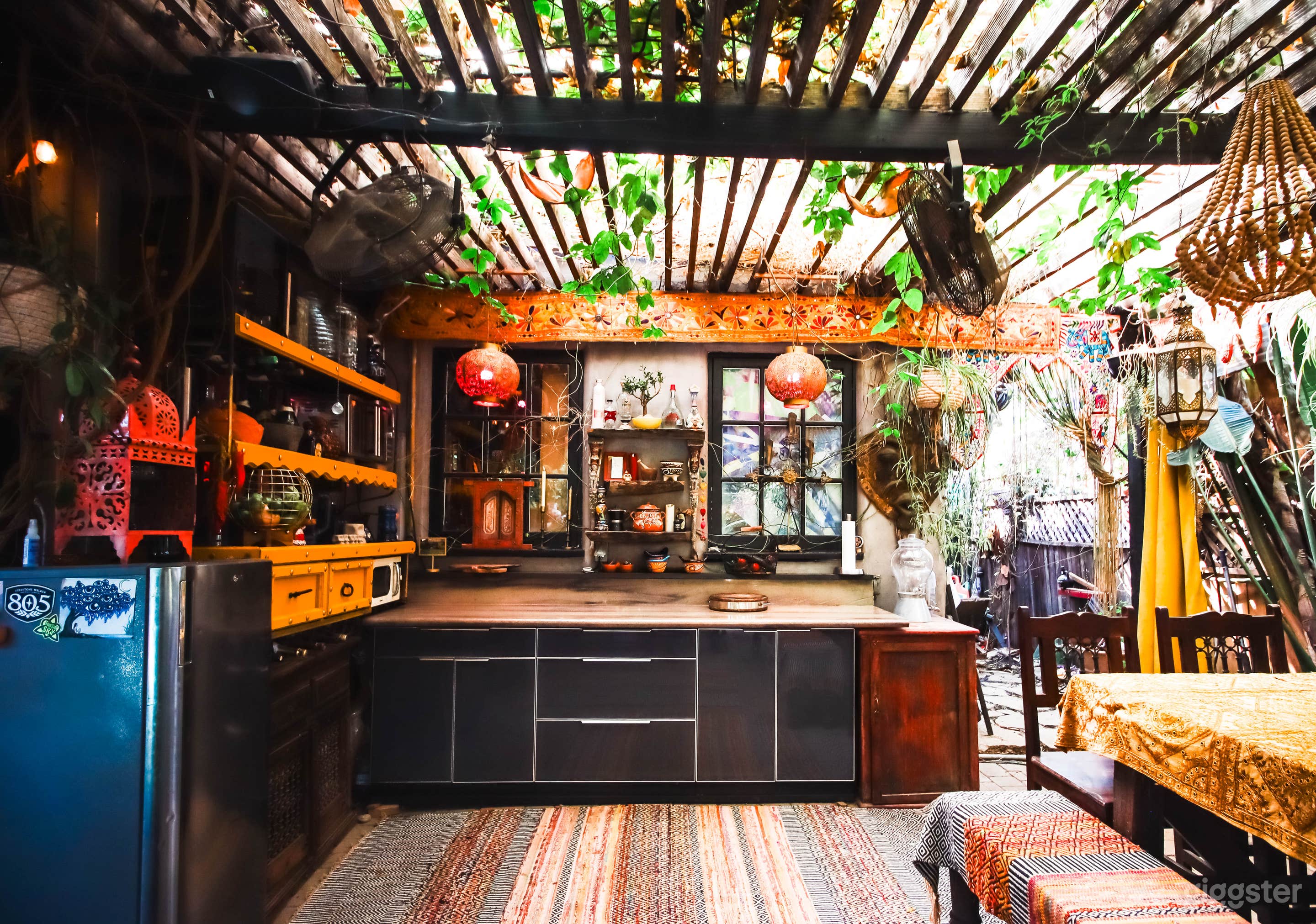 Spanish Boho Villa Jungle Garden Photo 2