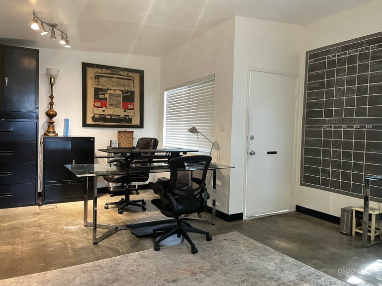  Exclusive Office Space With Vocal Booth 