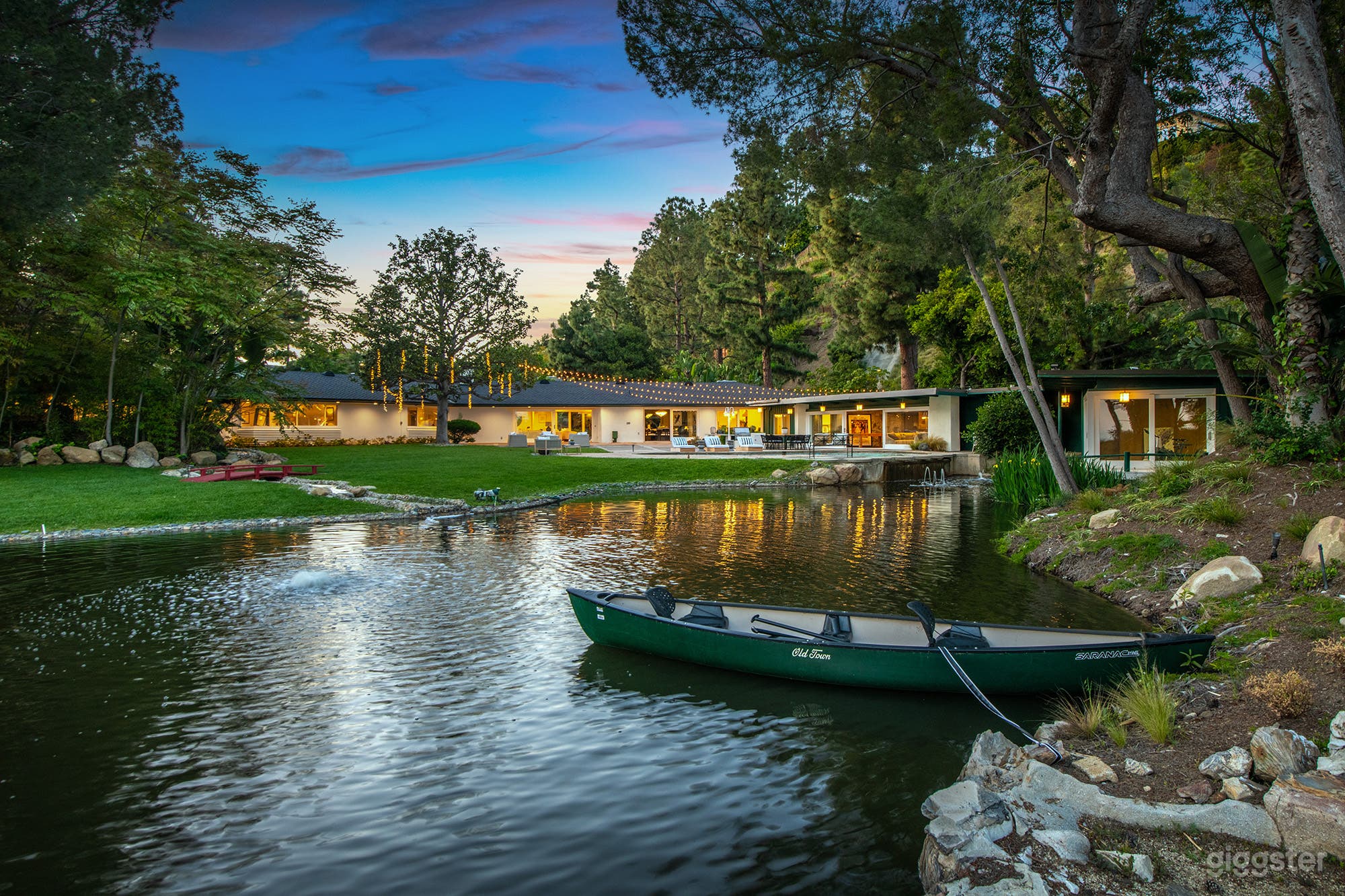 Beverly Hills Mansion with Lake and Basketball Court Photo 1