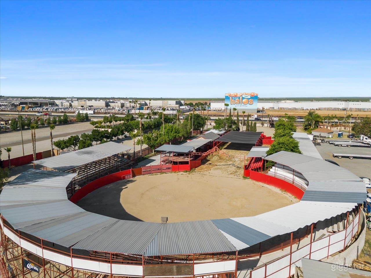 Outdoor Stadium and Venue, private Rodeo Arena  Photo 3