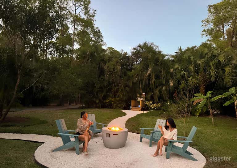  Outdoor Space with Fire Pit 