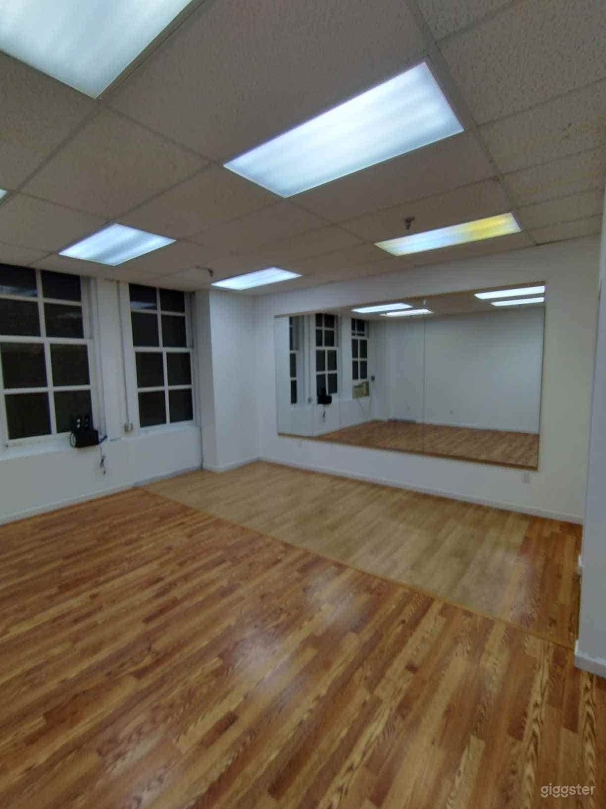  Versatile Mid-Sized Space Midtown Manhattan Dance Room 3 Photo 3