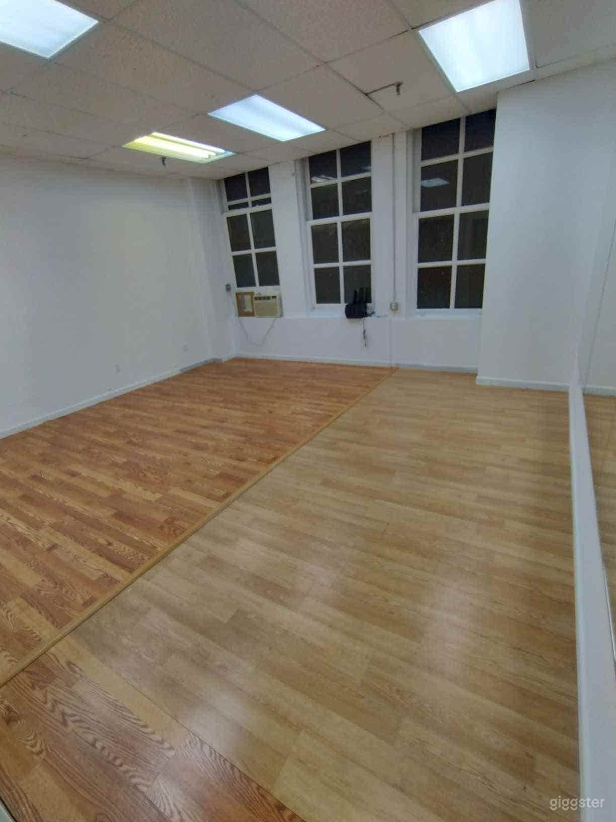  Versatile Mid-Sized Space Midtown Manhattan Dance Room 3 Photo 1