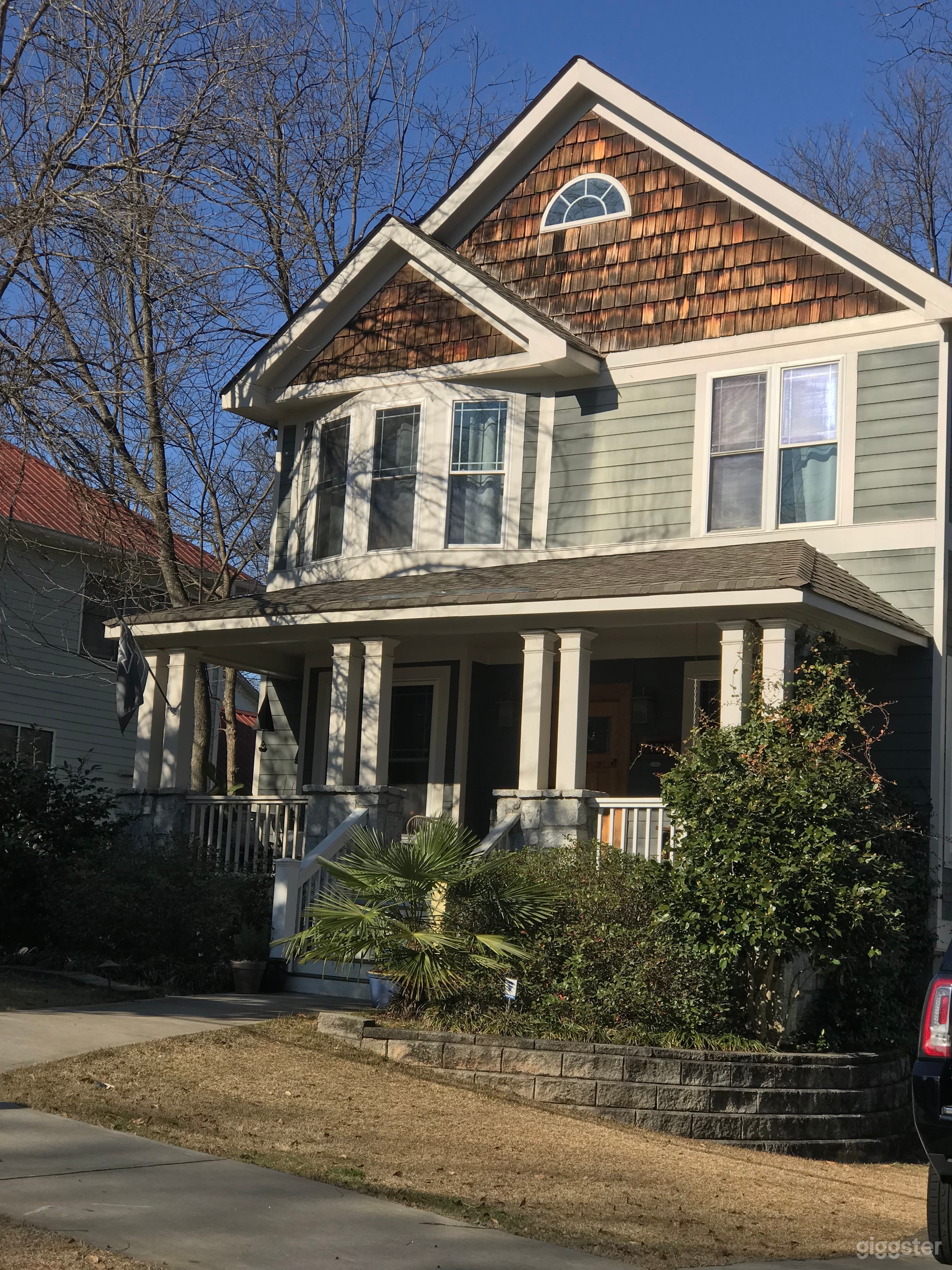 Lovely Lake Claire craftsman style home