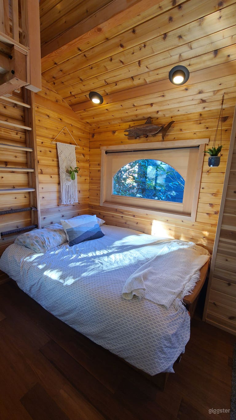  Convert futon into couch or bed 