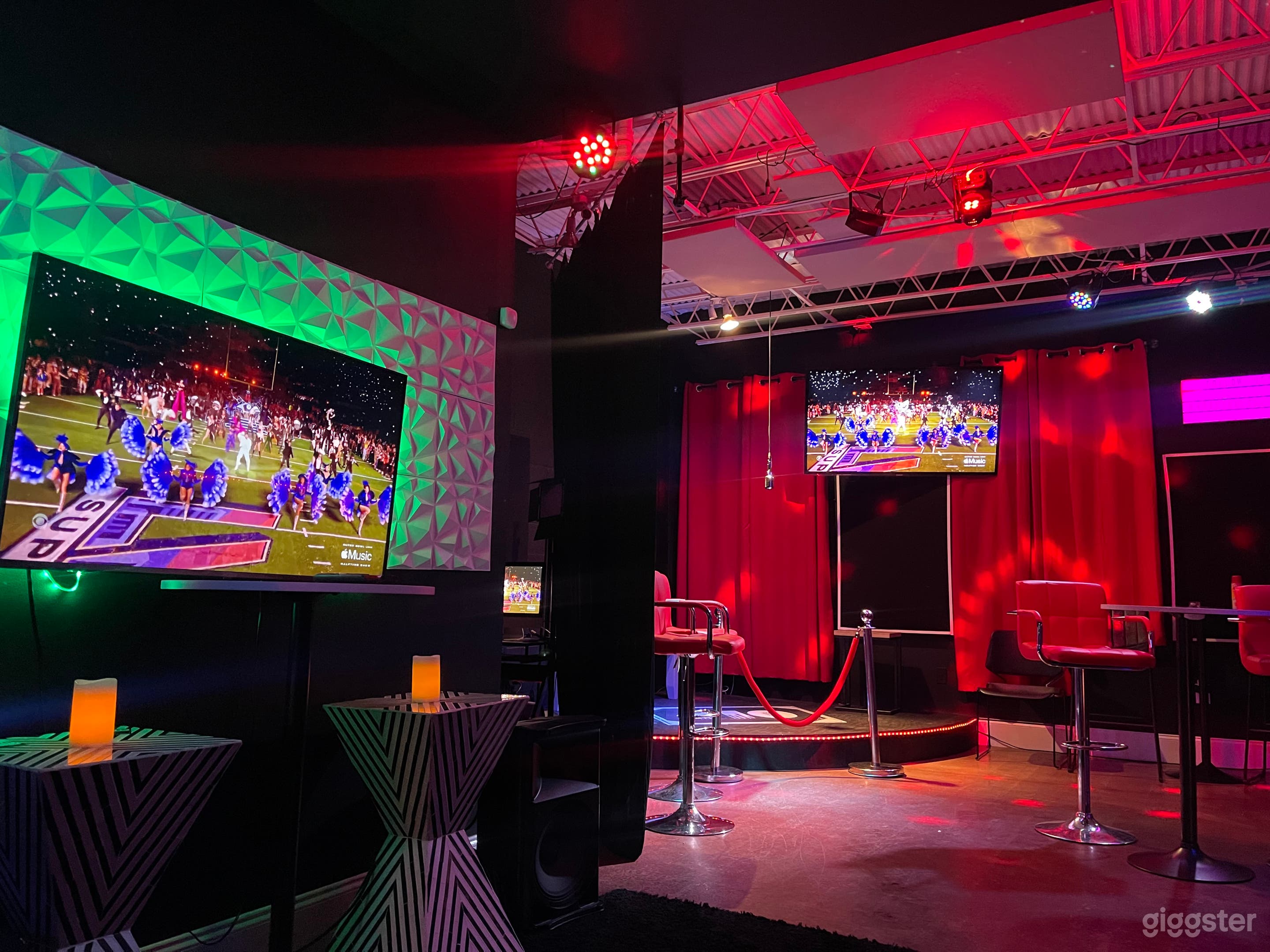 Best Intimate venue space with a vibe Photo 4