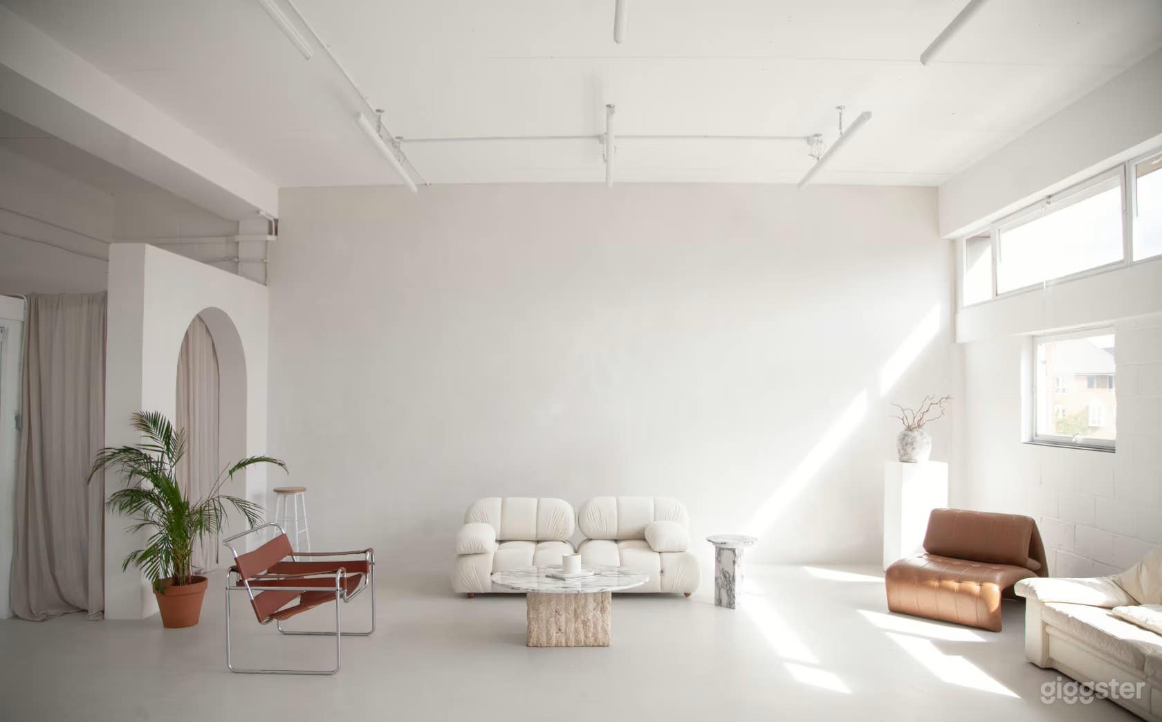 Aesthetic Film/Photo Studio Photo 1