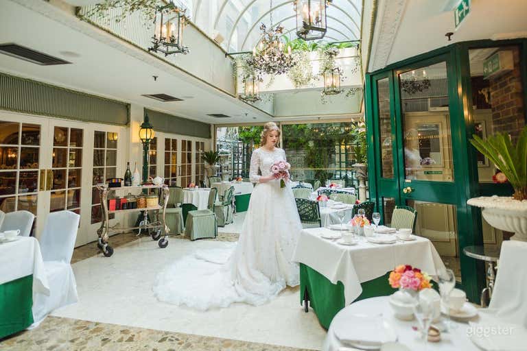  The Chesterfield Mayfair Hotel 