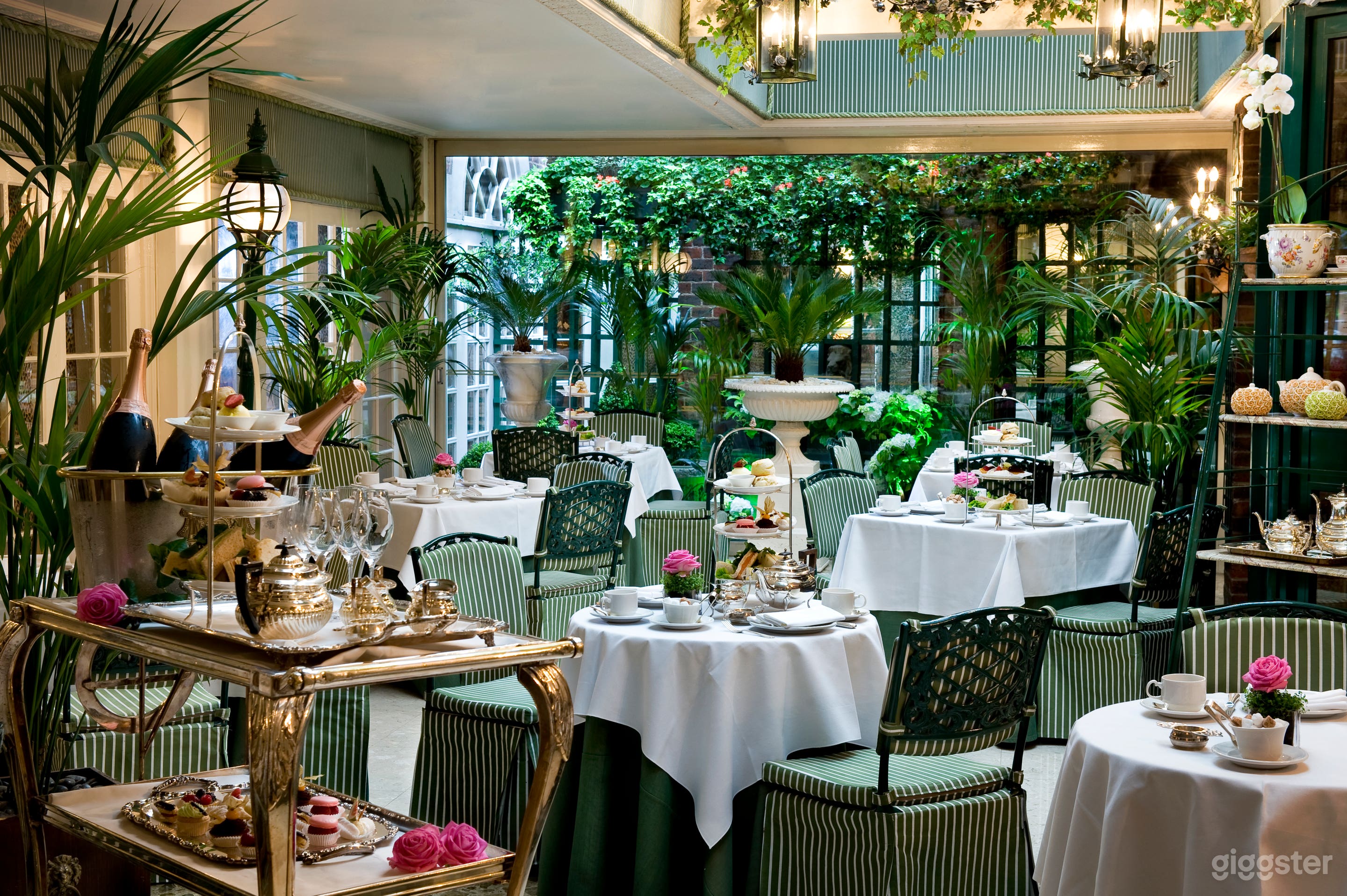 The Chesterfield Mayfair Hotel Photo 3