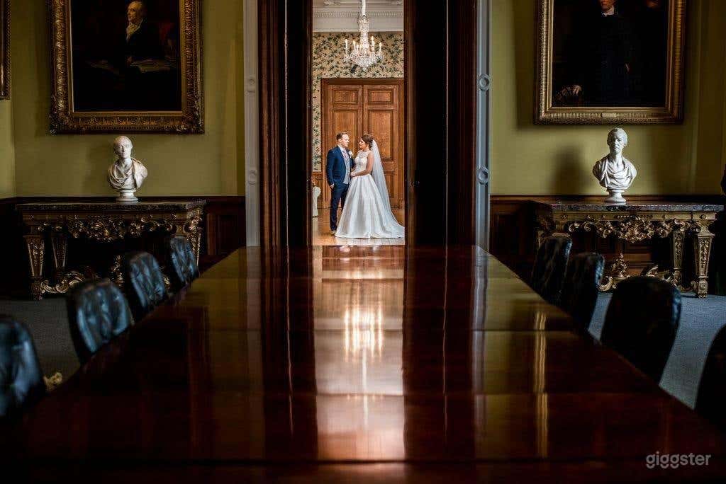 Delightful Dining Room in Stafford Photo 2