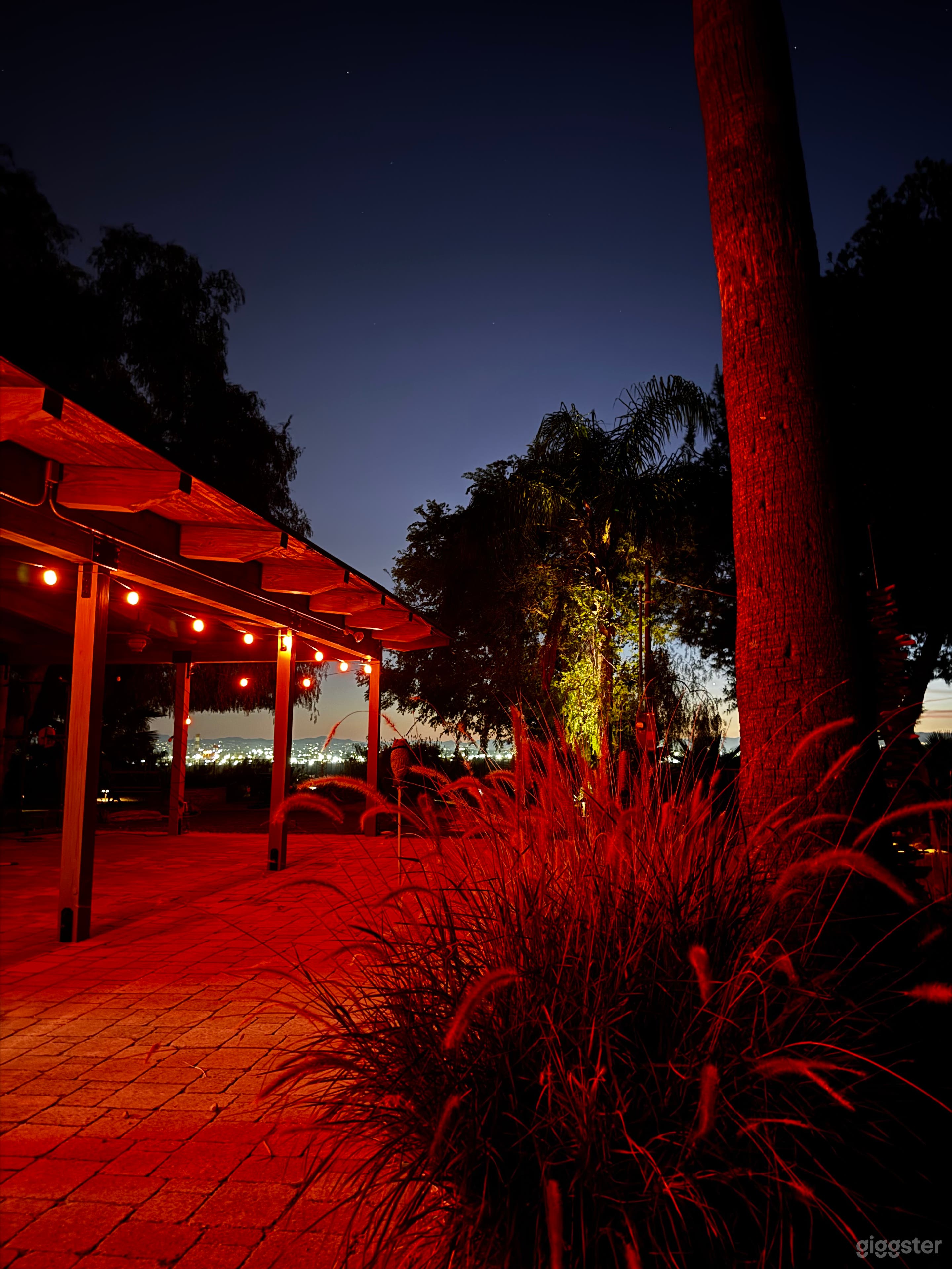 Dreamy Backyard & Scenic Views for Film + Photo Shoots Photo 2