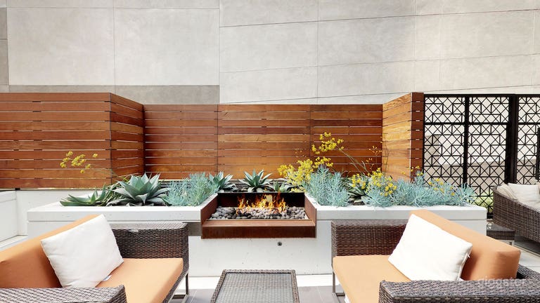  Elegant Lounge in Rincon Hill 