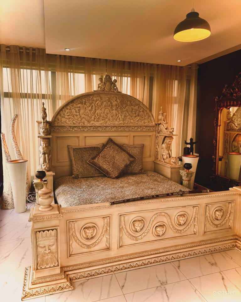  Duplex Penthouse with 360 City View and Hot Tub 