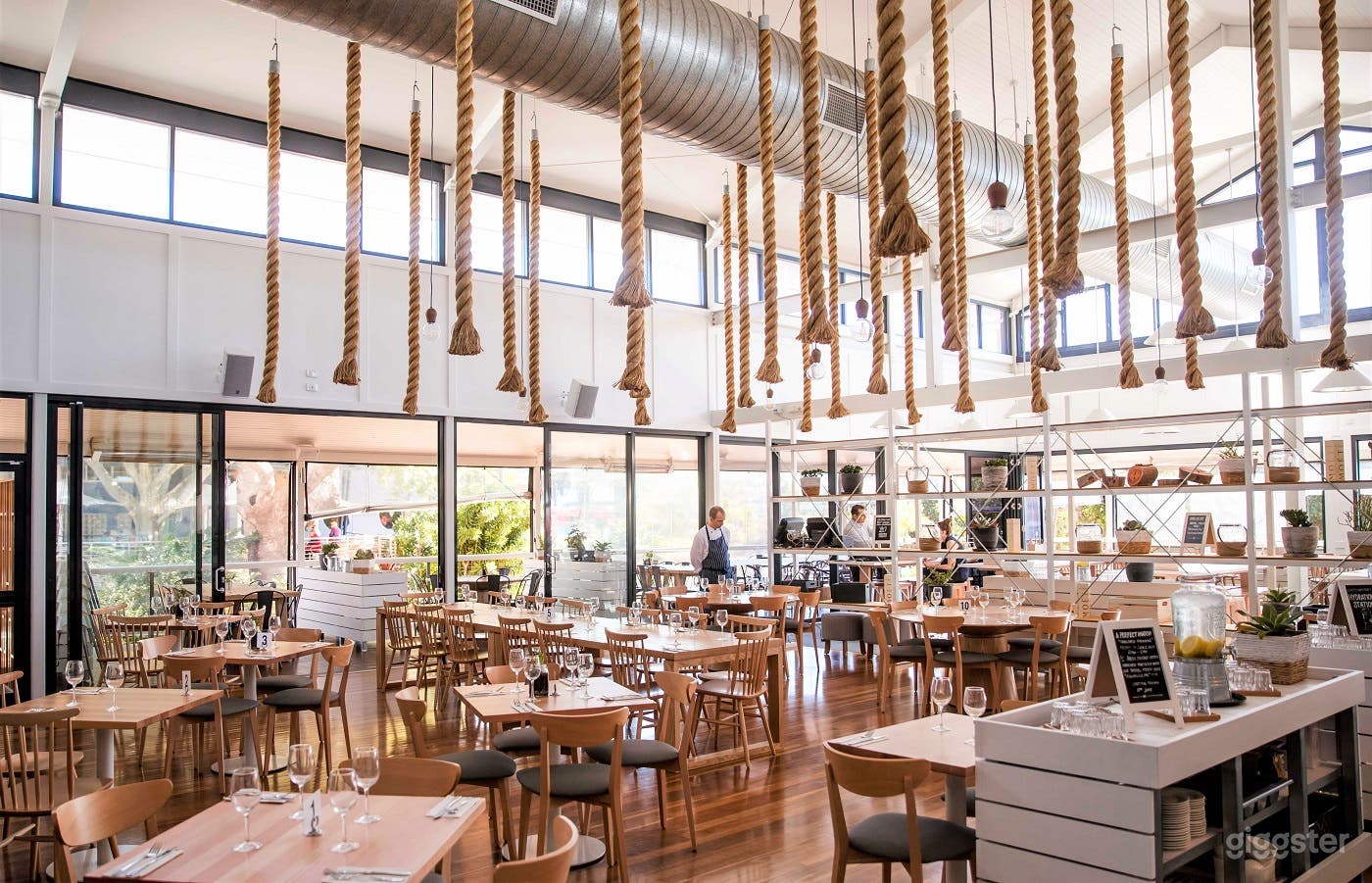 Cleveland Sands Hotel Photo 1