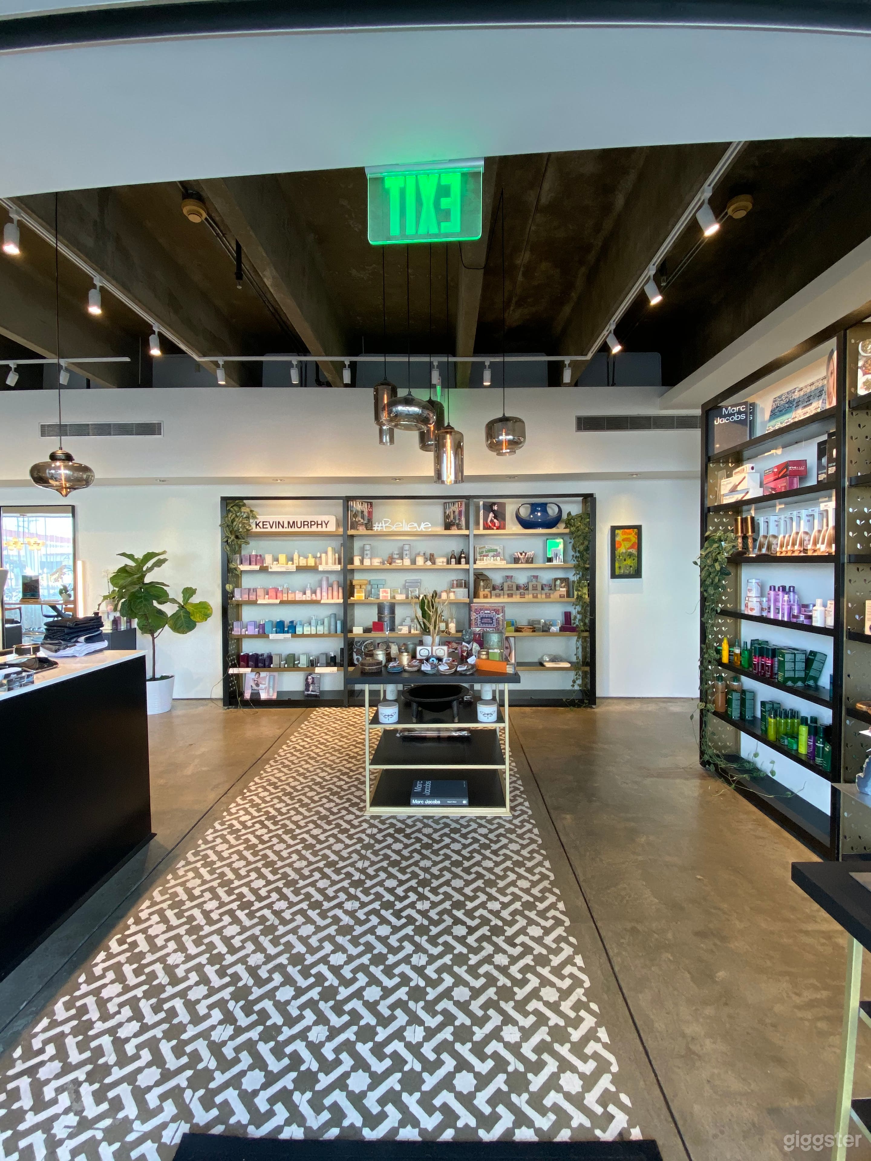 Modern hair salon available for creative events! Photo 2