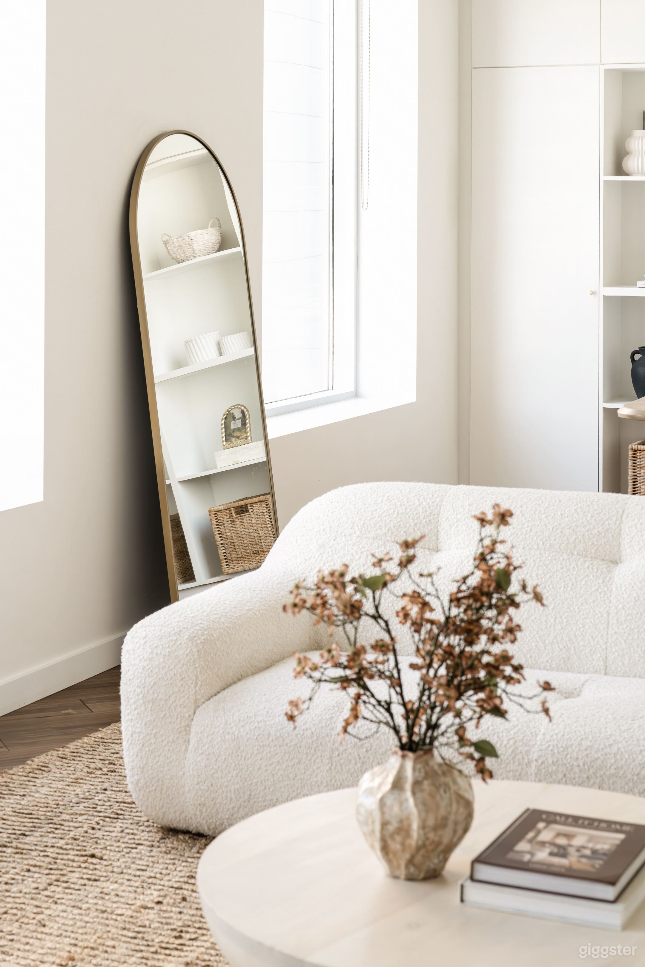 Contemporary Studio And Event Space Photo 2