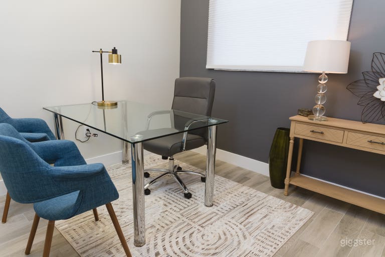  Private Office for 3 