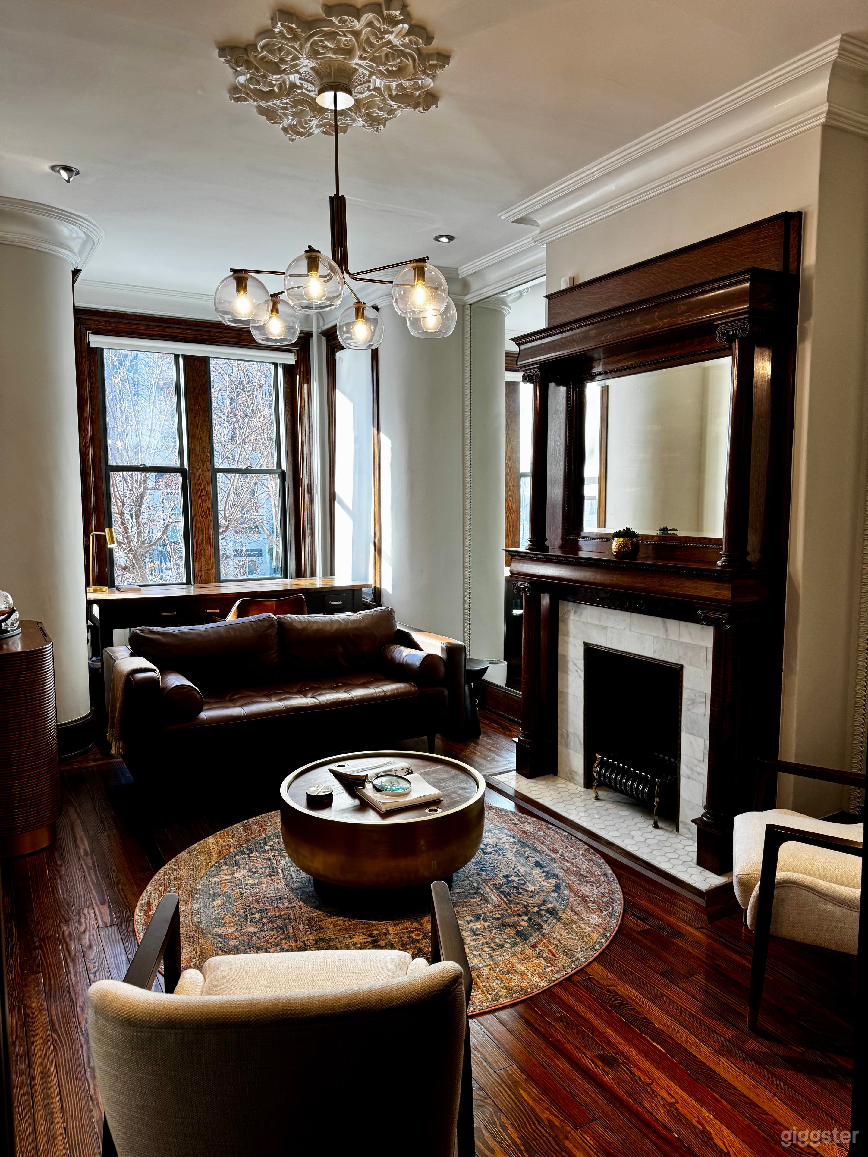 Classic NW Washington D.C. Rowhouse Photo 4