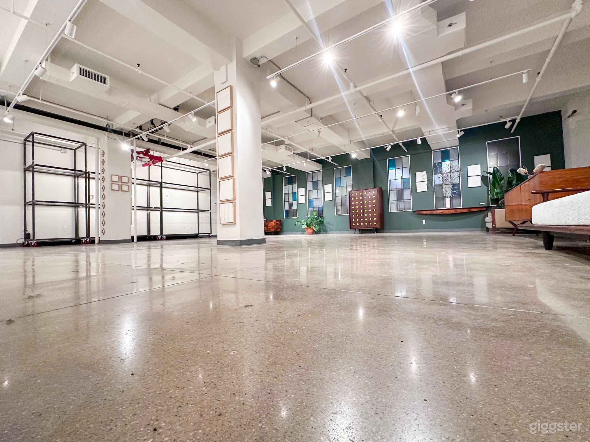 Host events up to 80 people