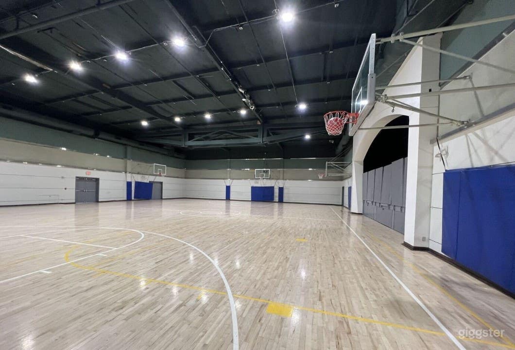 Functioning Basketball Training Facility Photo 2