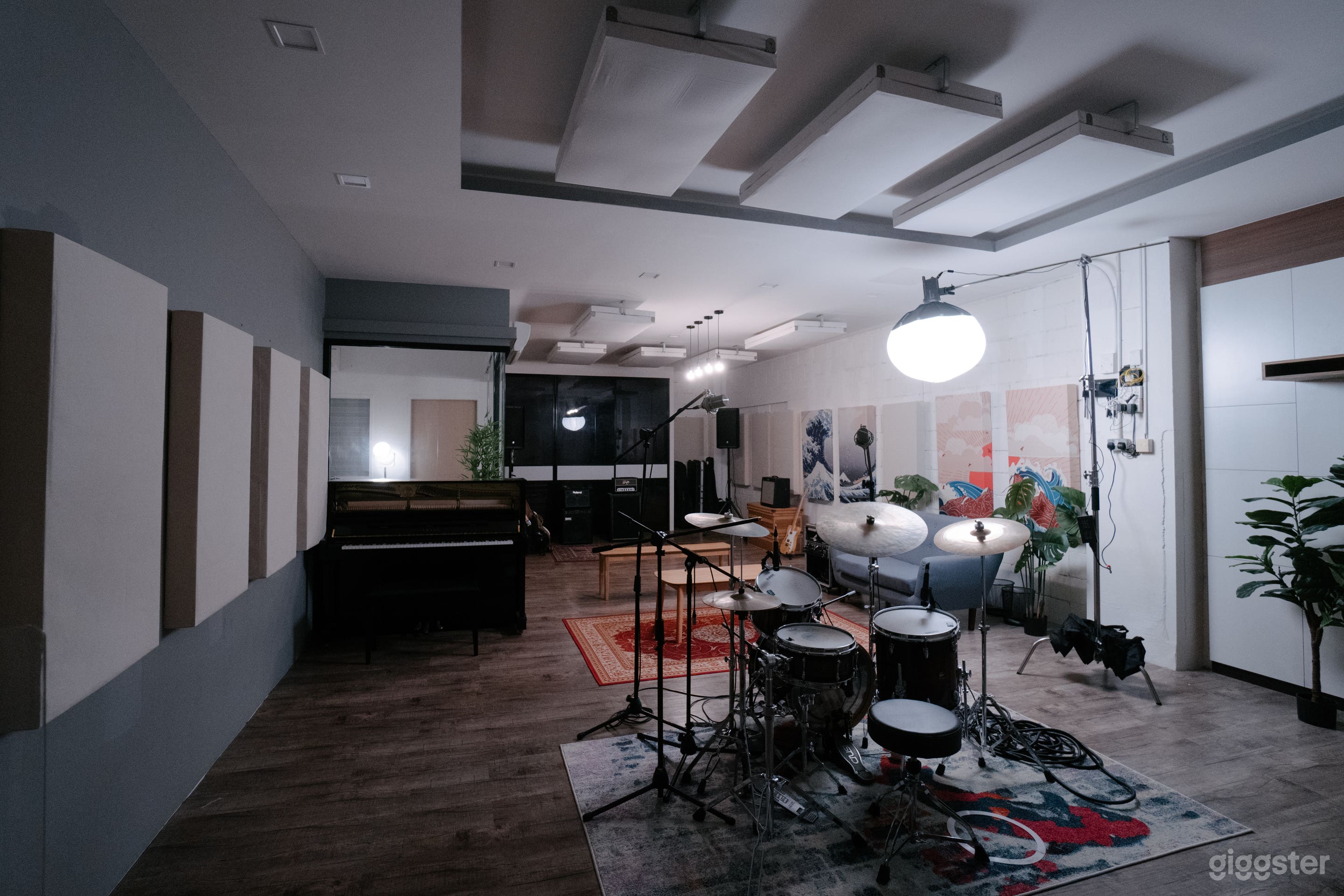 Music Recording Studio in SG Photo 1