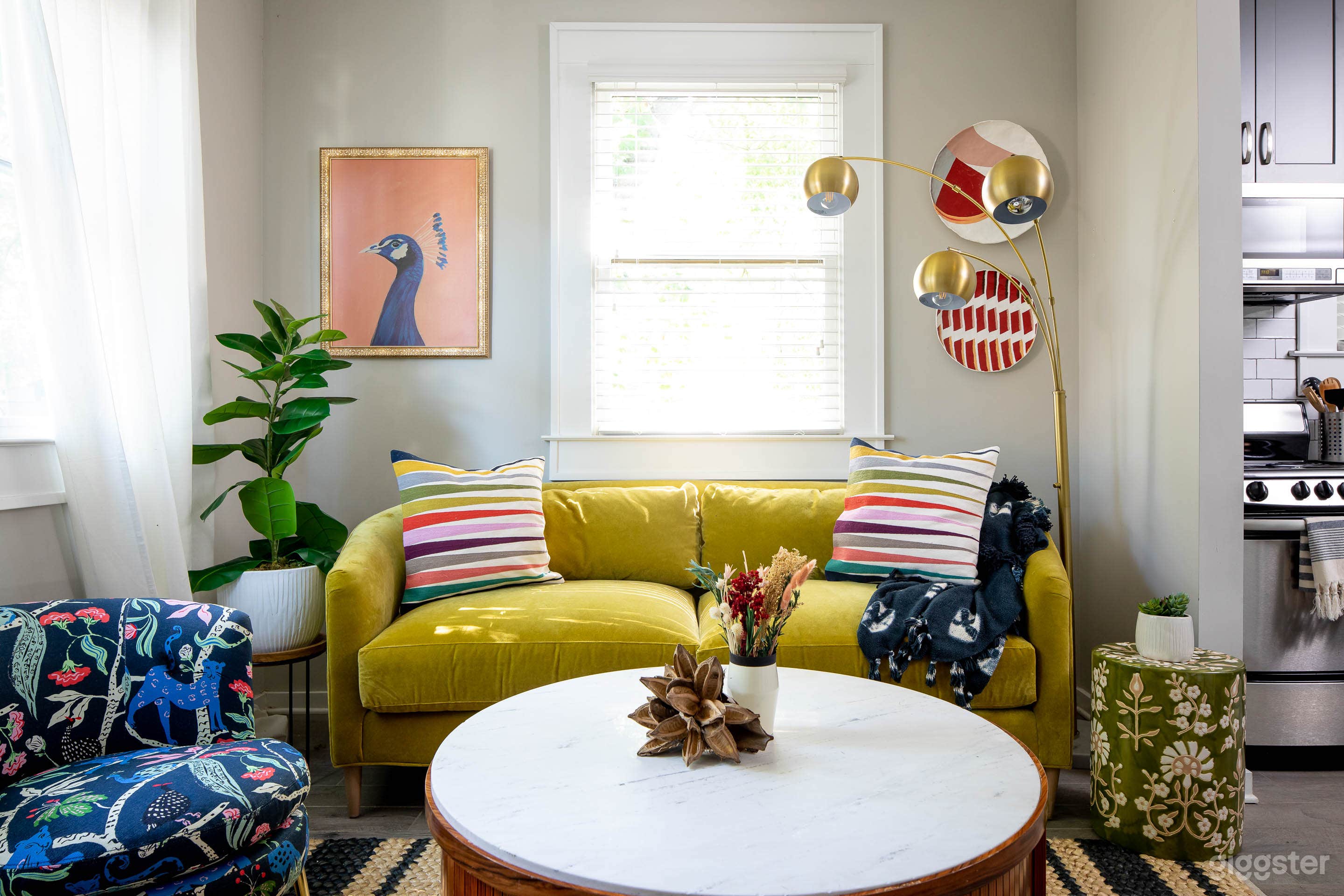 Prospect | Stocked Furnished Rental Carriage Home Photo 2