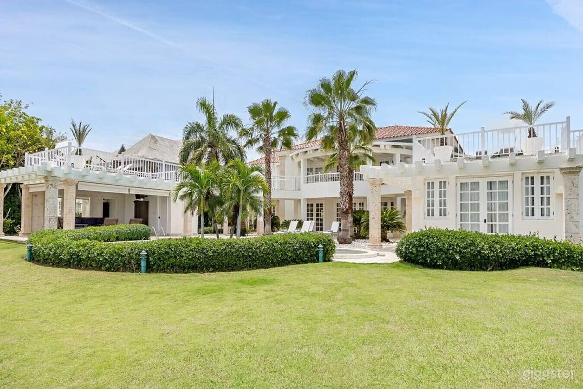 Villa Blanca Photo 1