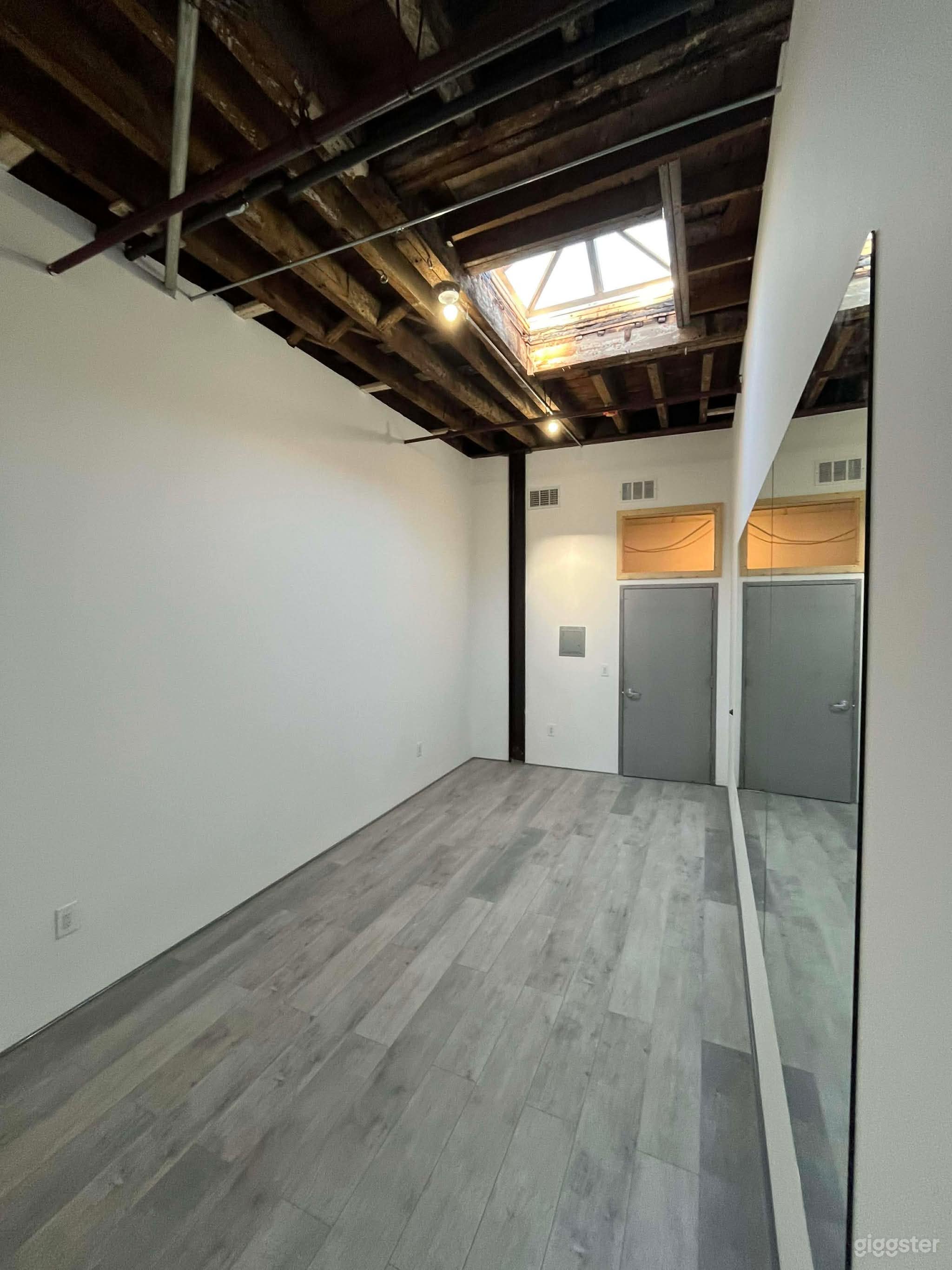 Room 2 – Intimate Dance Studio for Rehearsals & Classes Photo 1