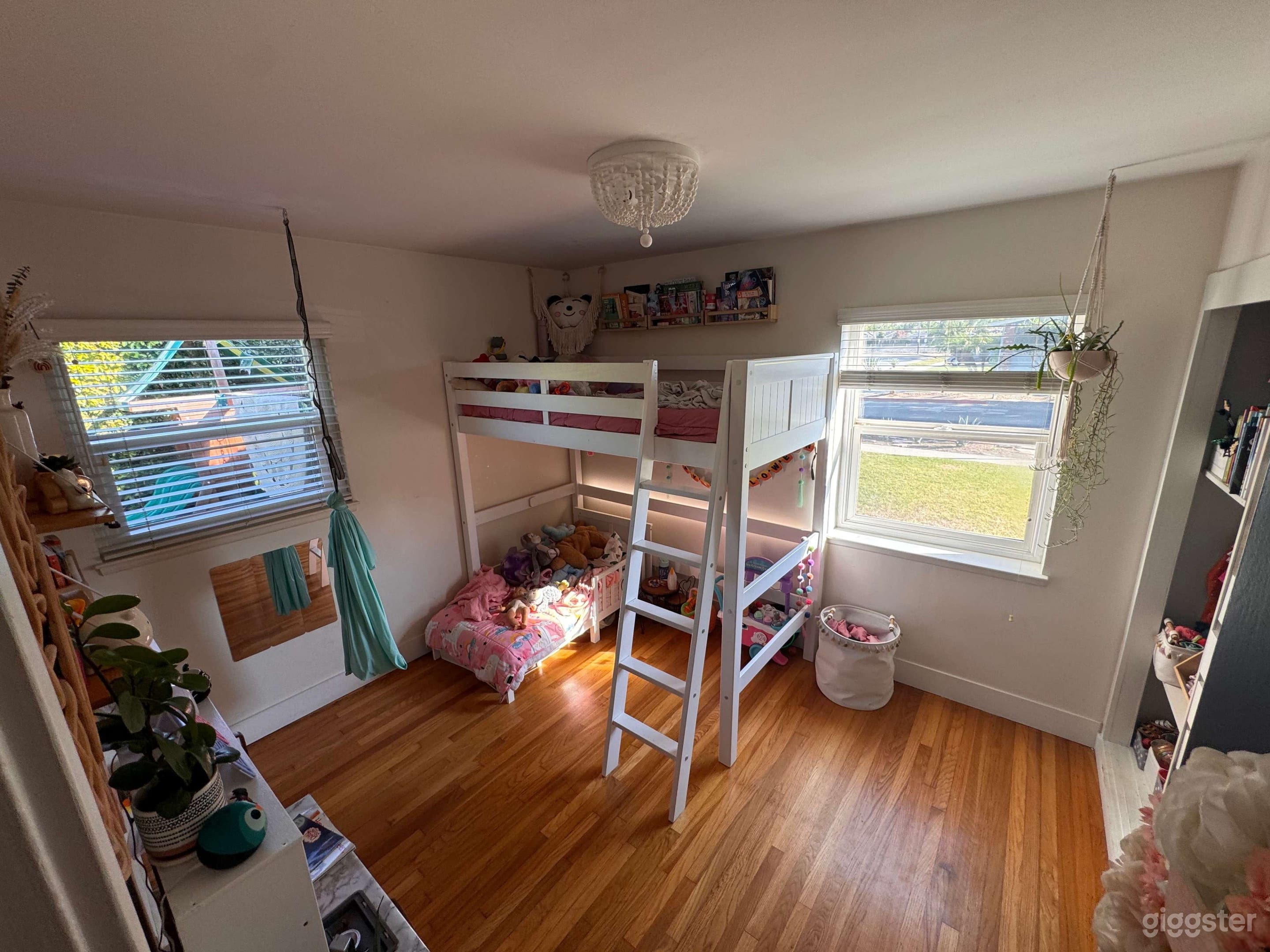 Film & Photo Location in Long Beach with Open Interior Photo 3